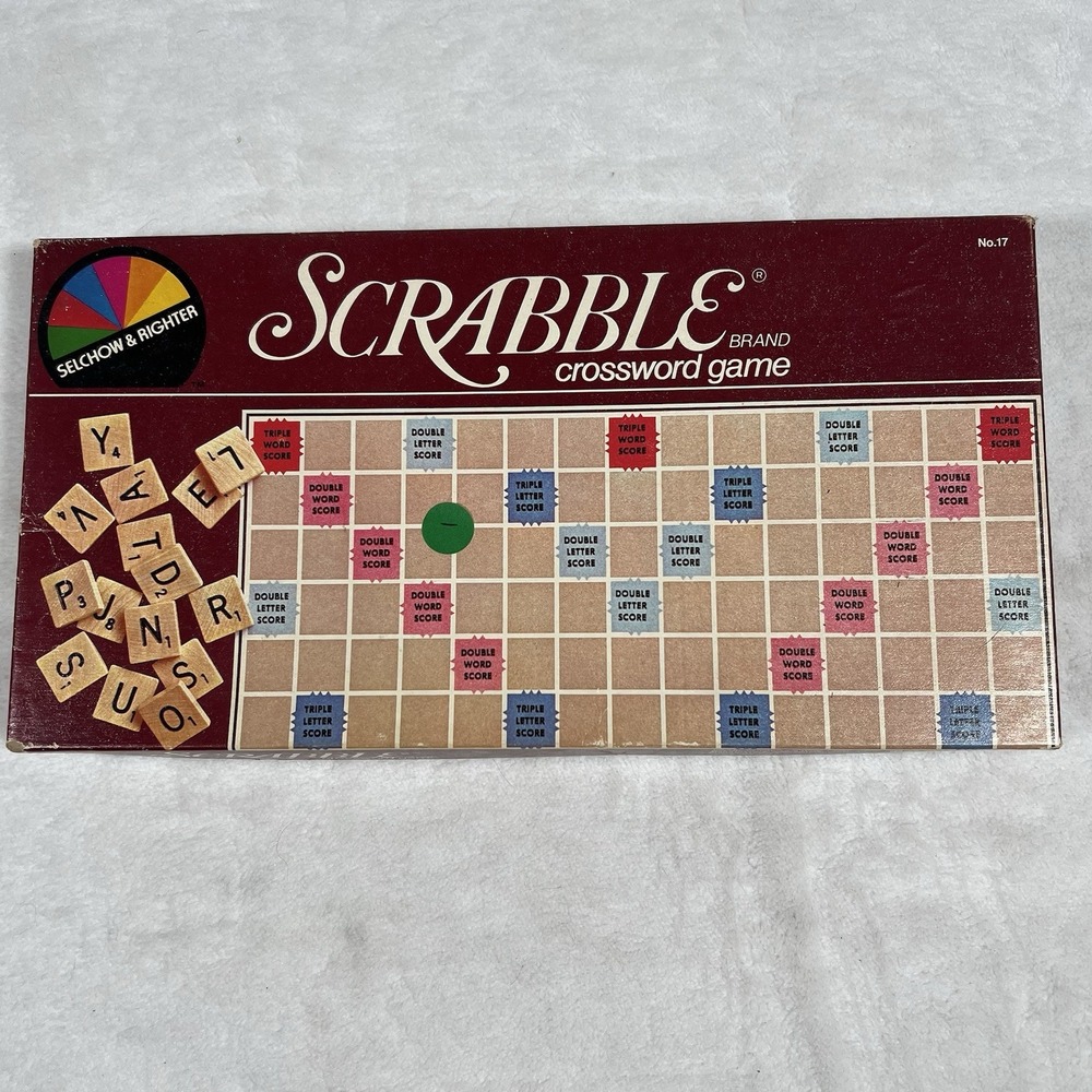 Vintage 1982 SCRABBLE‎ Game Selchow & Righter Board Tiles Holders Crafts